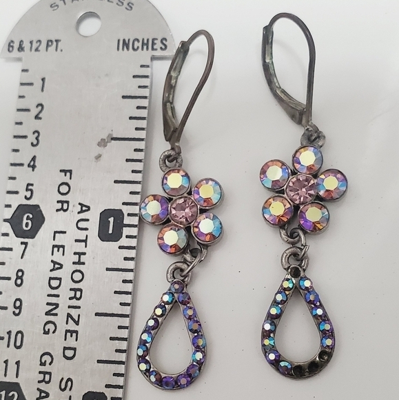 Irridescent Crystal Flower Hook Earrings.Drop Flower Earrings. 🌴 - Picture 2 of 6